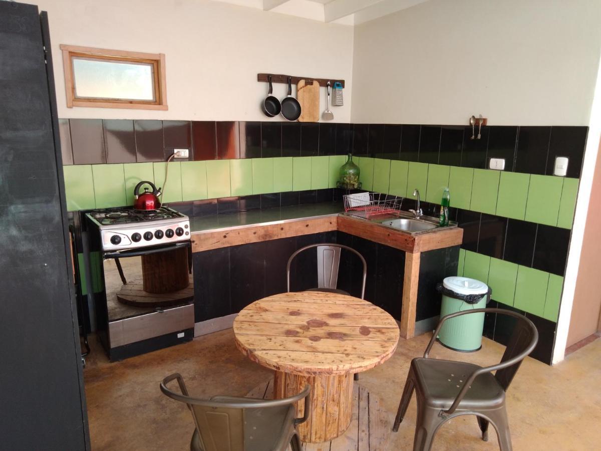 Aji Verde Hostel San Pedro Сан-Педро-де-Атакама Екстер'єр фото